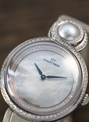 雅克德罗手表：时间的诗与艺术的结晶