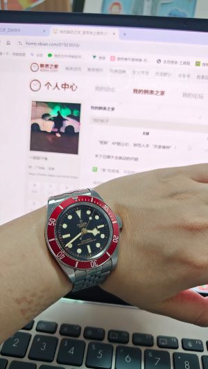 开春第一色，当红不让