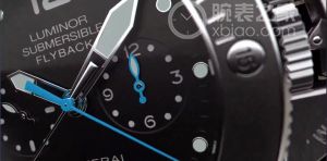 体验沛纳海潜水器的多功能性——终极探险时计！