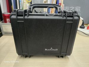 经典永不过时，入手5010蓝钛。