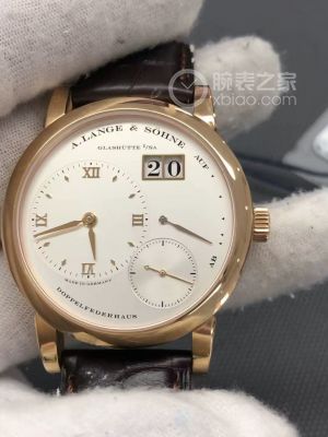 朗格1系列101.032  眼见为实的美